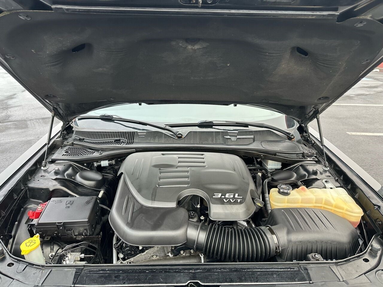 2017 Dodge Challenger SXT 2dr Coupe